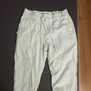 Lululemon “sweats”